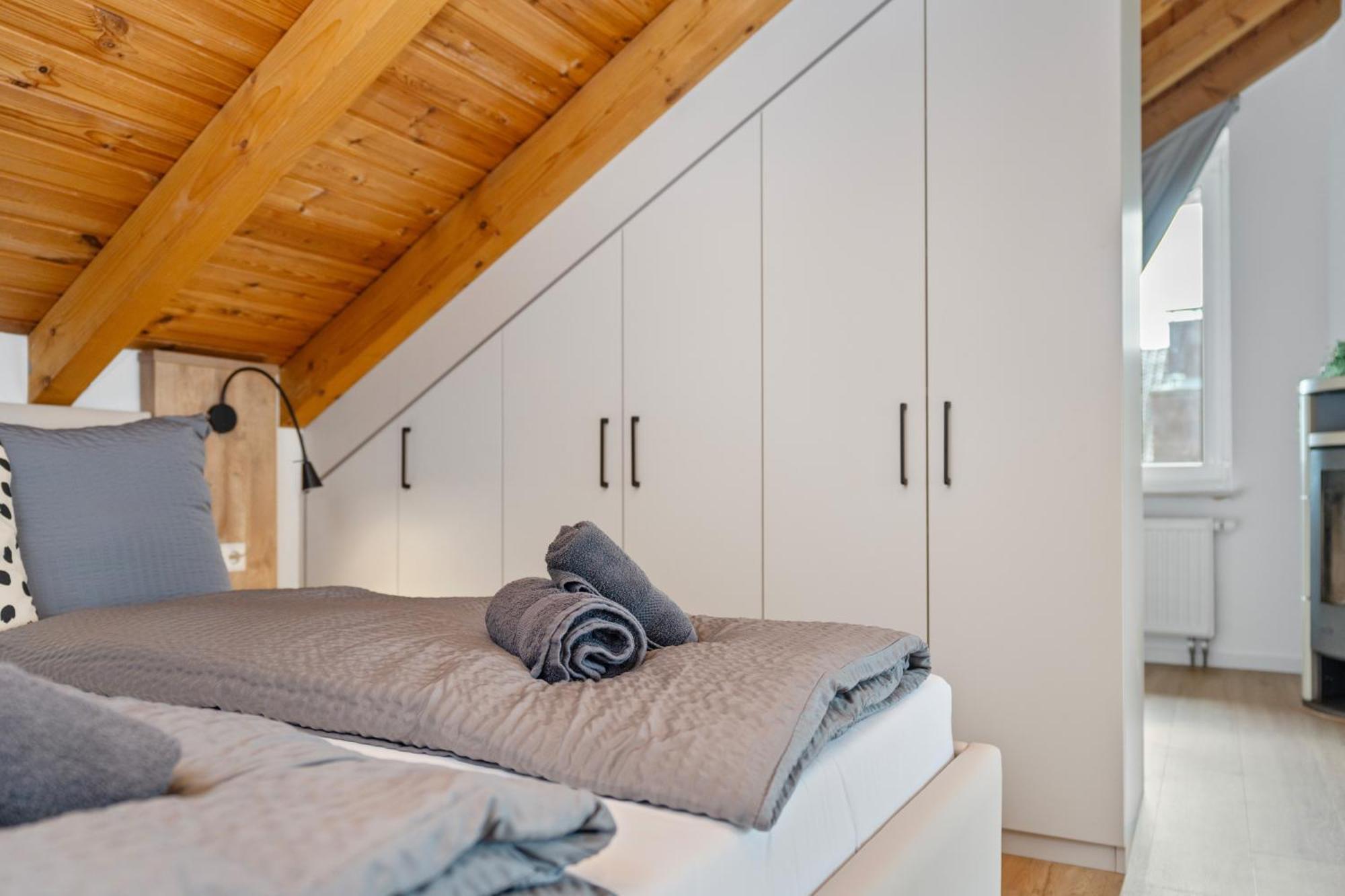 Anytime - Gaestehaus Am Weinberg In Ueberlingen Bagian luar foto