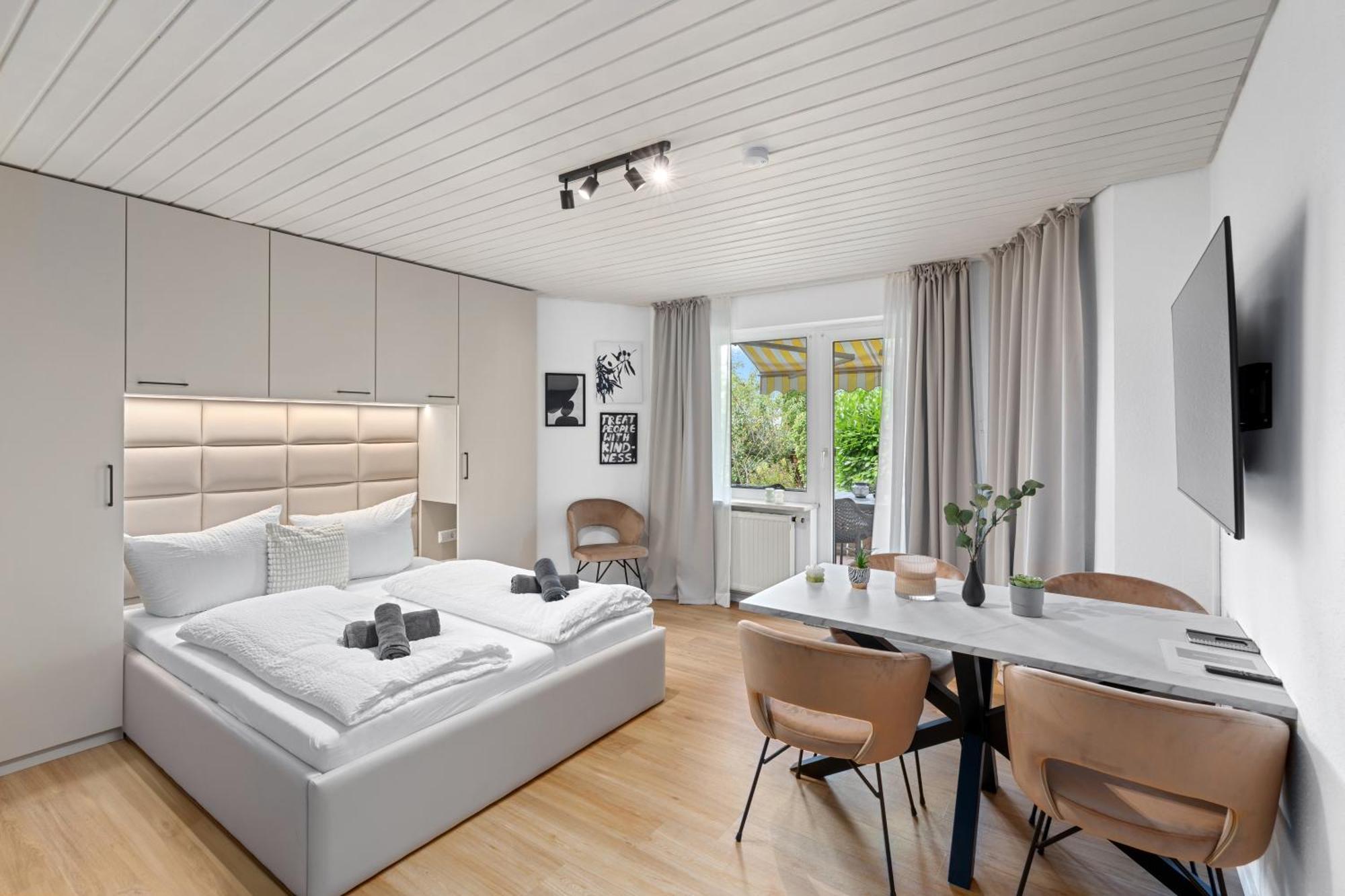 Anytime - Gaestehaus Am Weinberg In Ueberlingen Bagian luar foto